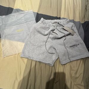 grey essentials shorts